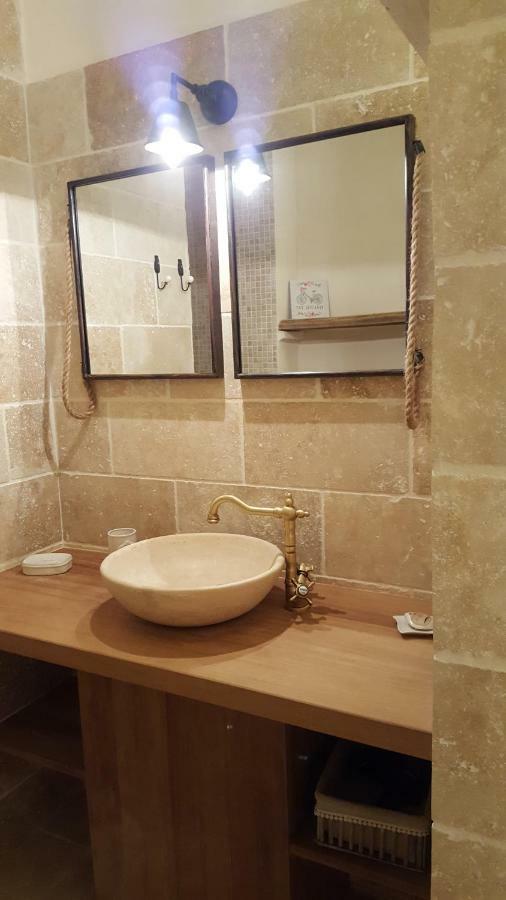 알레망엥프로방스 Domaine De Bertrandy B&B 외부 사진