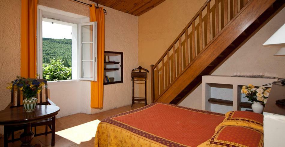 알레망엥프로방스 Domaine De Bertrandy B&B 외부 사진